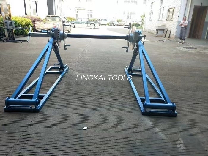 Supporti per bobine per conduttori da 5 tonnellate e 7 tonnellate con freno a disco per tesatura